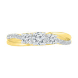 Always charming 3 Stone Diamond Ring