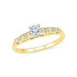 Luxurious Solitaire Diamond Engagement Ring