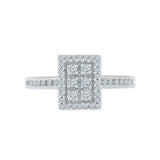 Ravishing Diamond Engagement Ring